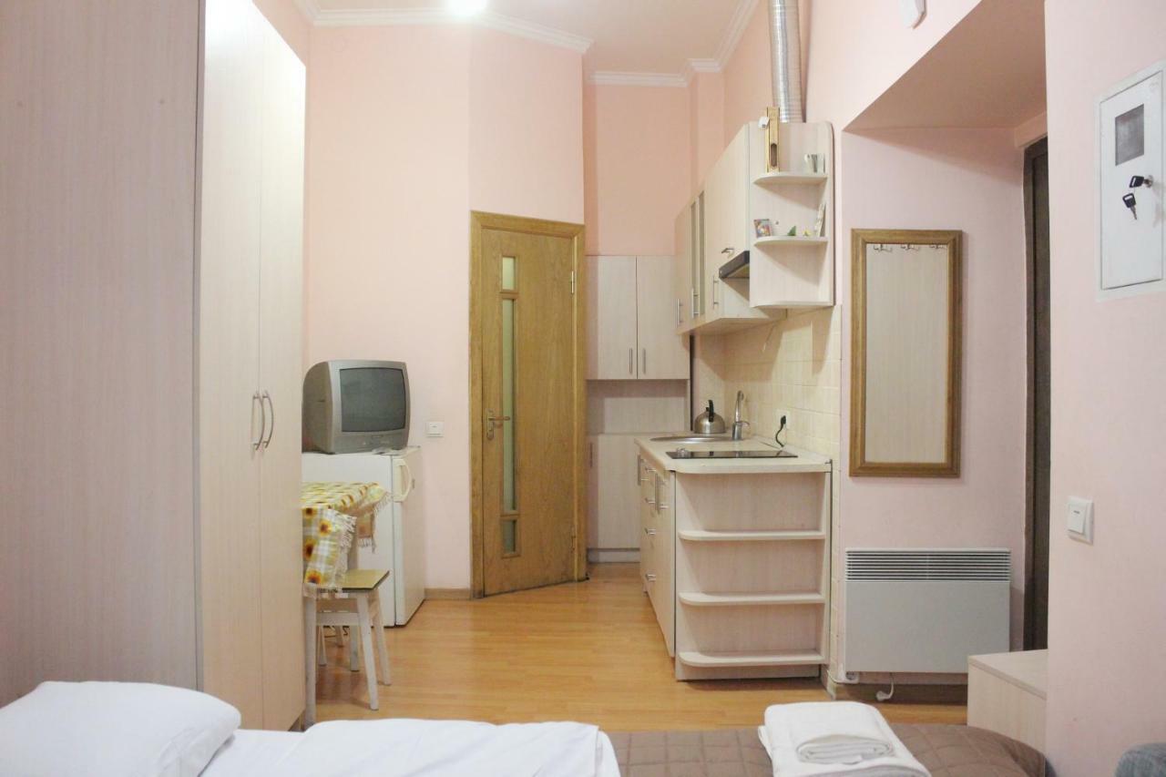 в оренду по вулиці гавришкевича 10 Apartment Lviv